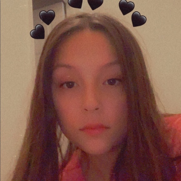 Meet your Posher, Gaby - Picture 4 of 5